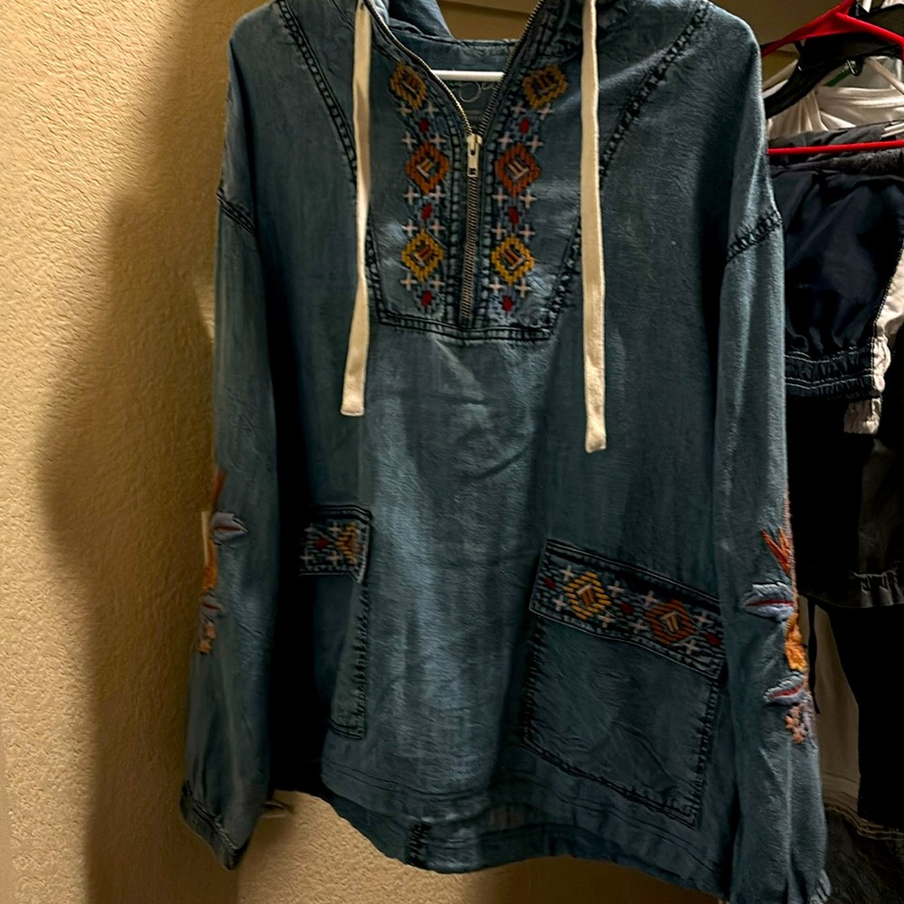 KYLA Seo Embroidered Hooded Jacket